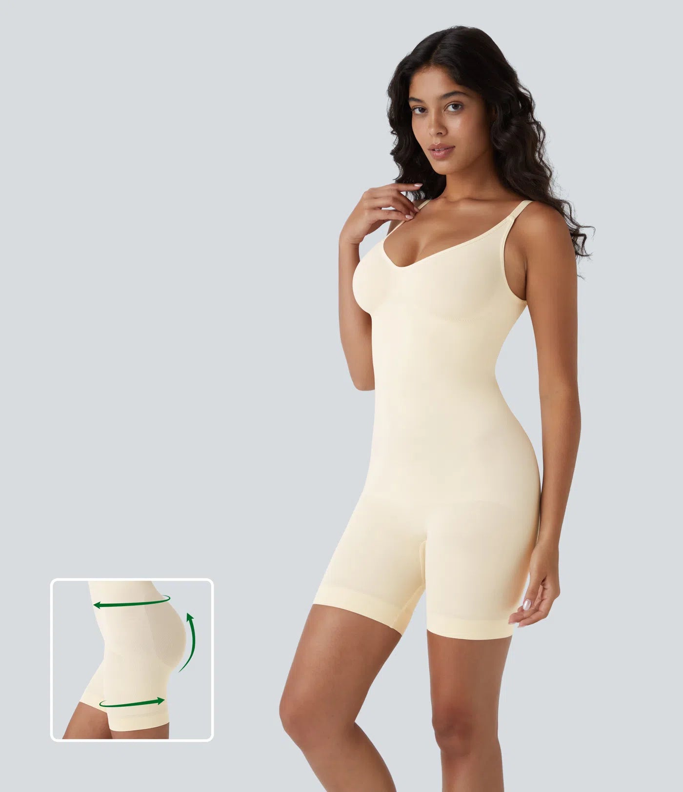 Seamless sculpting bodysuit with second skin effect, adjustable straps, open back, flat stomach effect and push-up buttocks